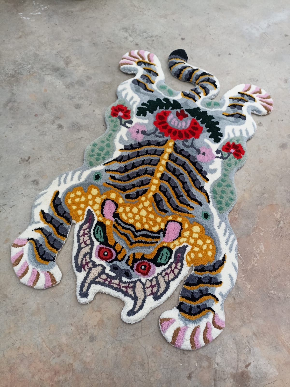 Tibetan Tiger Green Tufted Woolen Tibetan Rug - Green Color