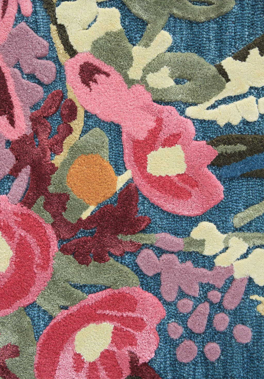 Floral Multicolored Irregular Shape Hand-Tufted 100% Woolen Handmade Area Rug/Carpet For Bedroom Aesthetics, Living Room, Kitchen Rug