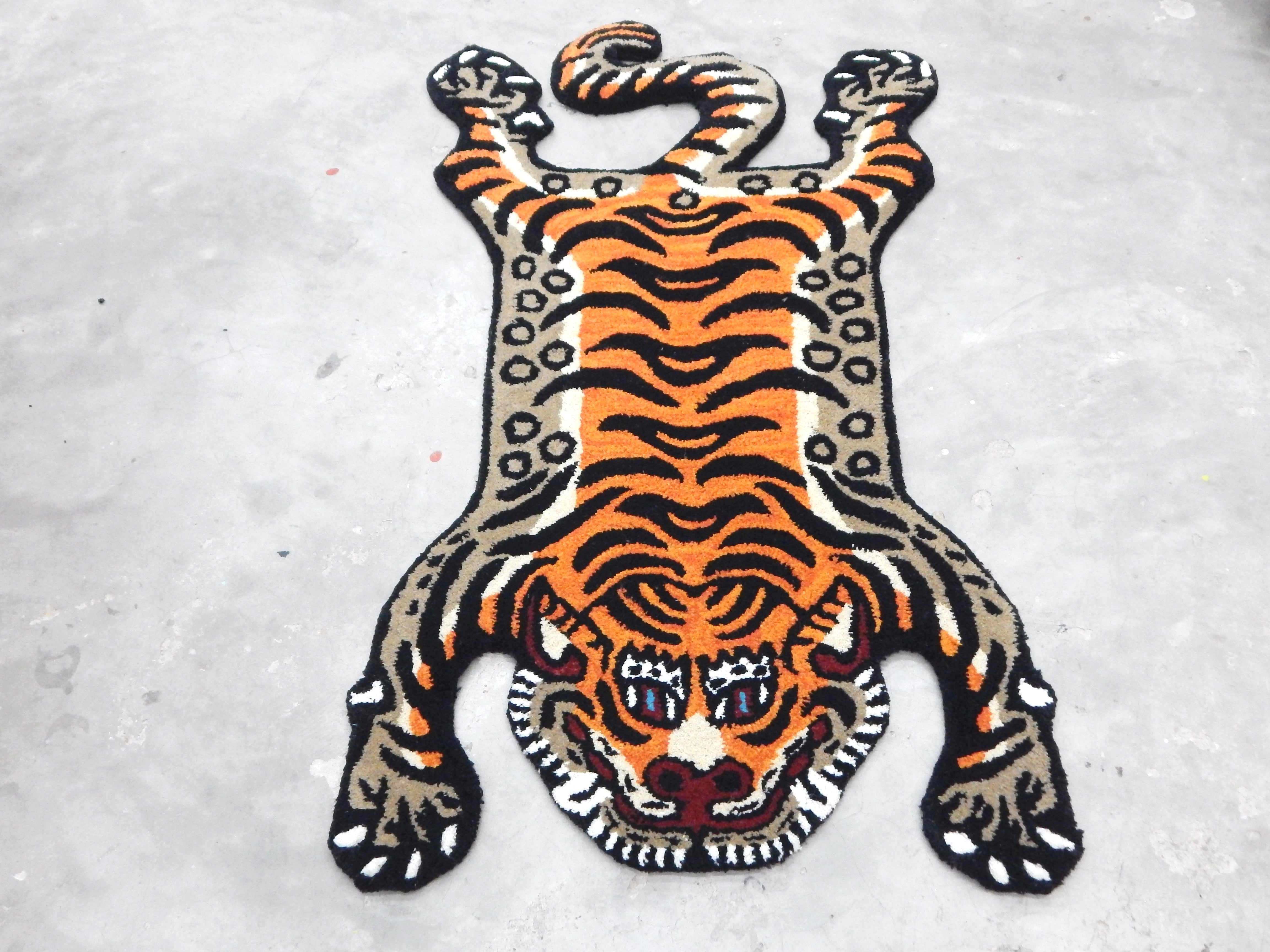 Tibetan Tiger Orange Tufted Woolen Tibetan Rug - Orange