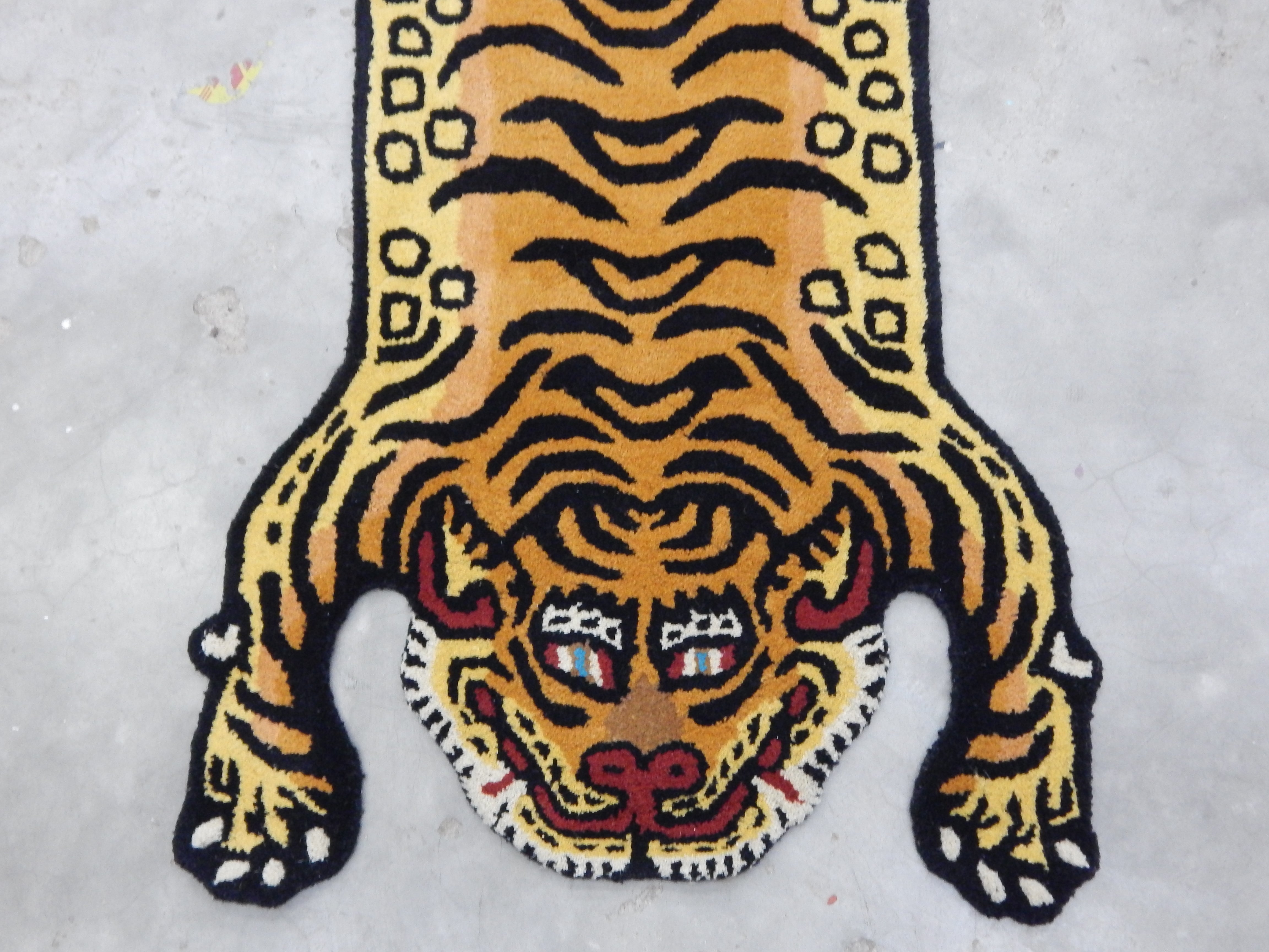 Tibetan Tiger Hand Tufted Woolen Rug -Golden Color