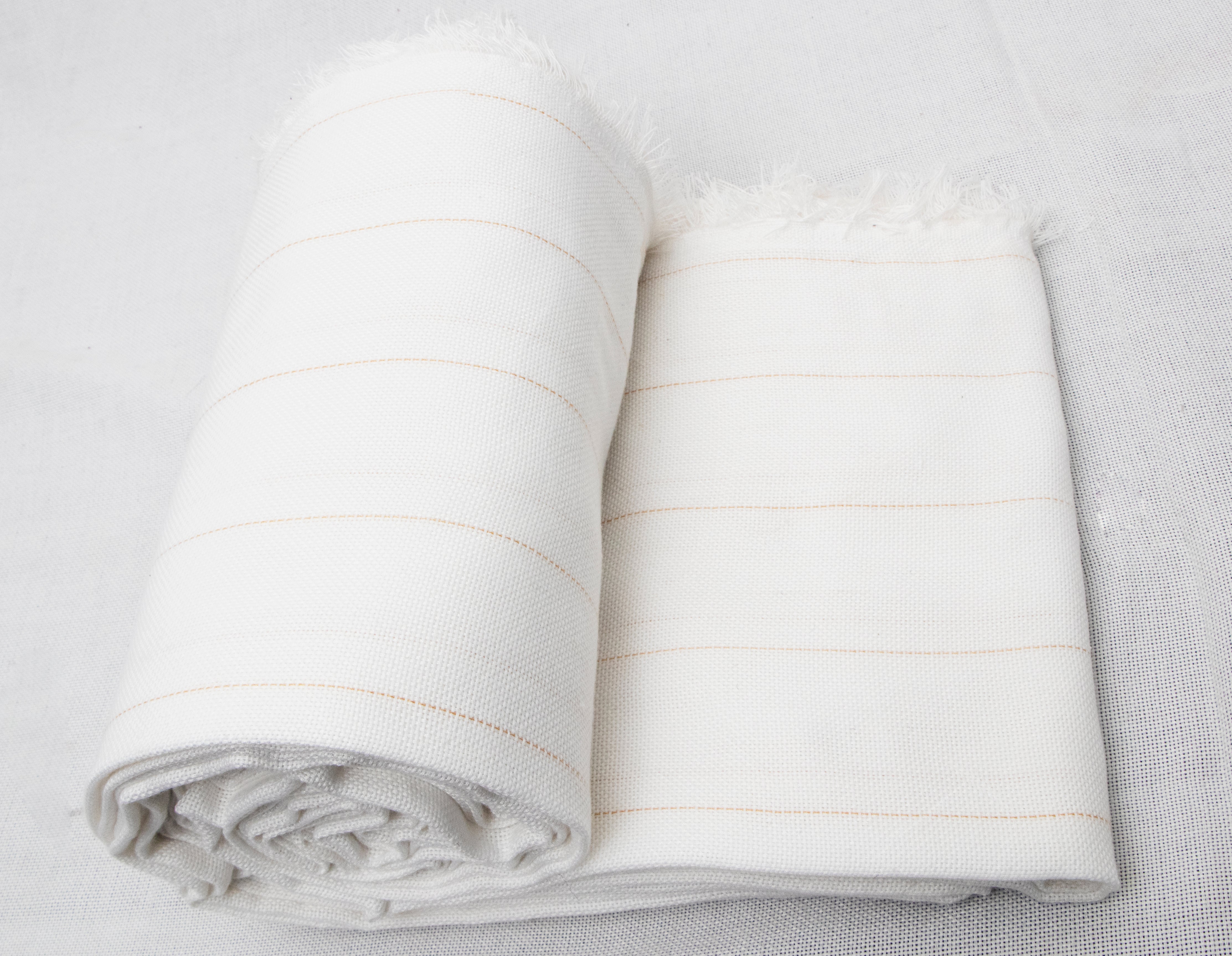 100% Polyester Rug Tufting Fabric with Yellow Guideline