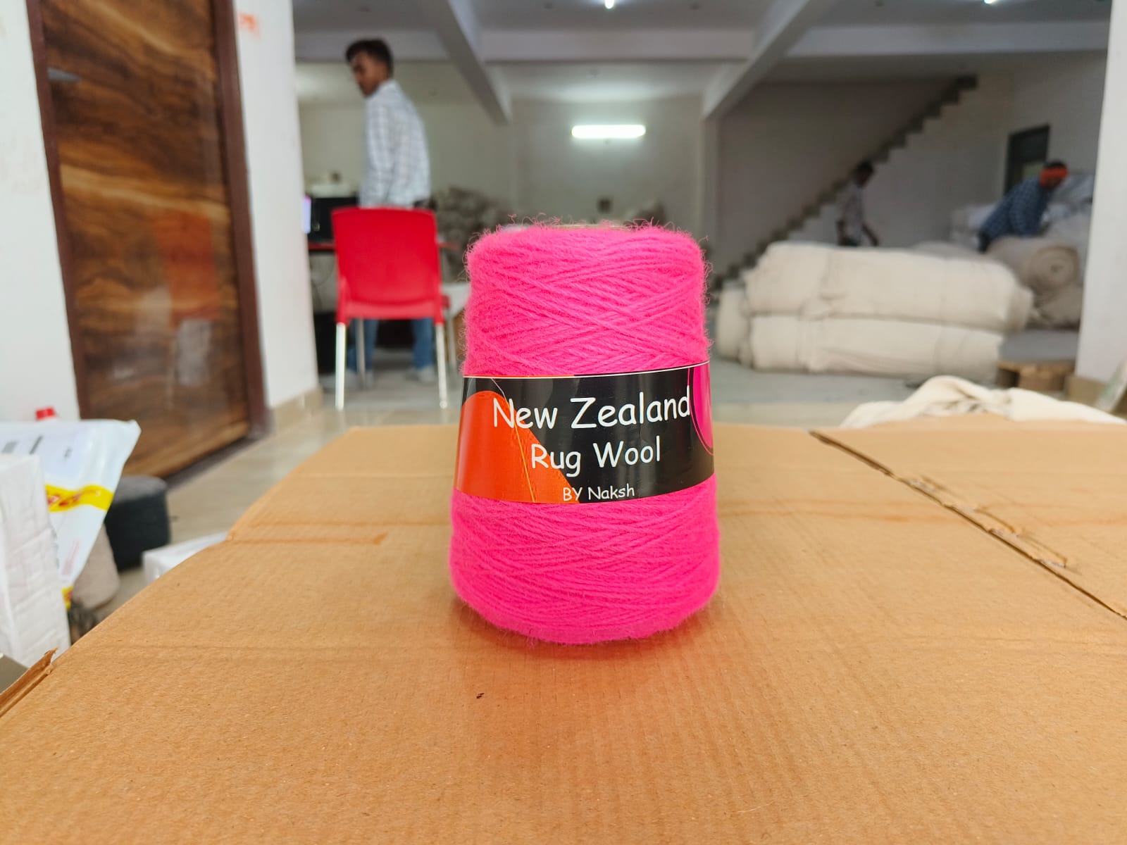 3ply NZ Tufting Wool Yarn - (04-Neon Pink)/450gram
