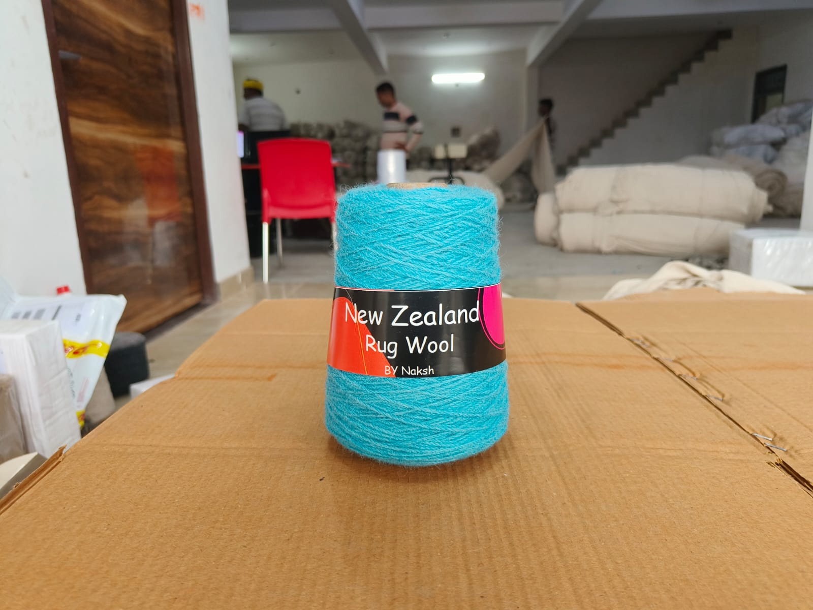 3ply NZ Tufting Wool Yarn - (08-Neon Sky Blue)/450gram