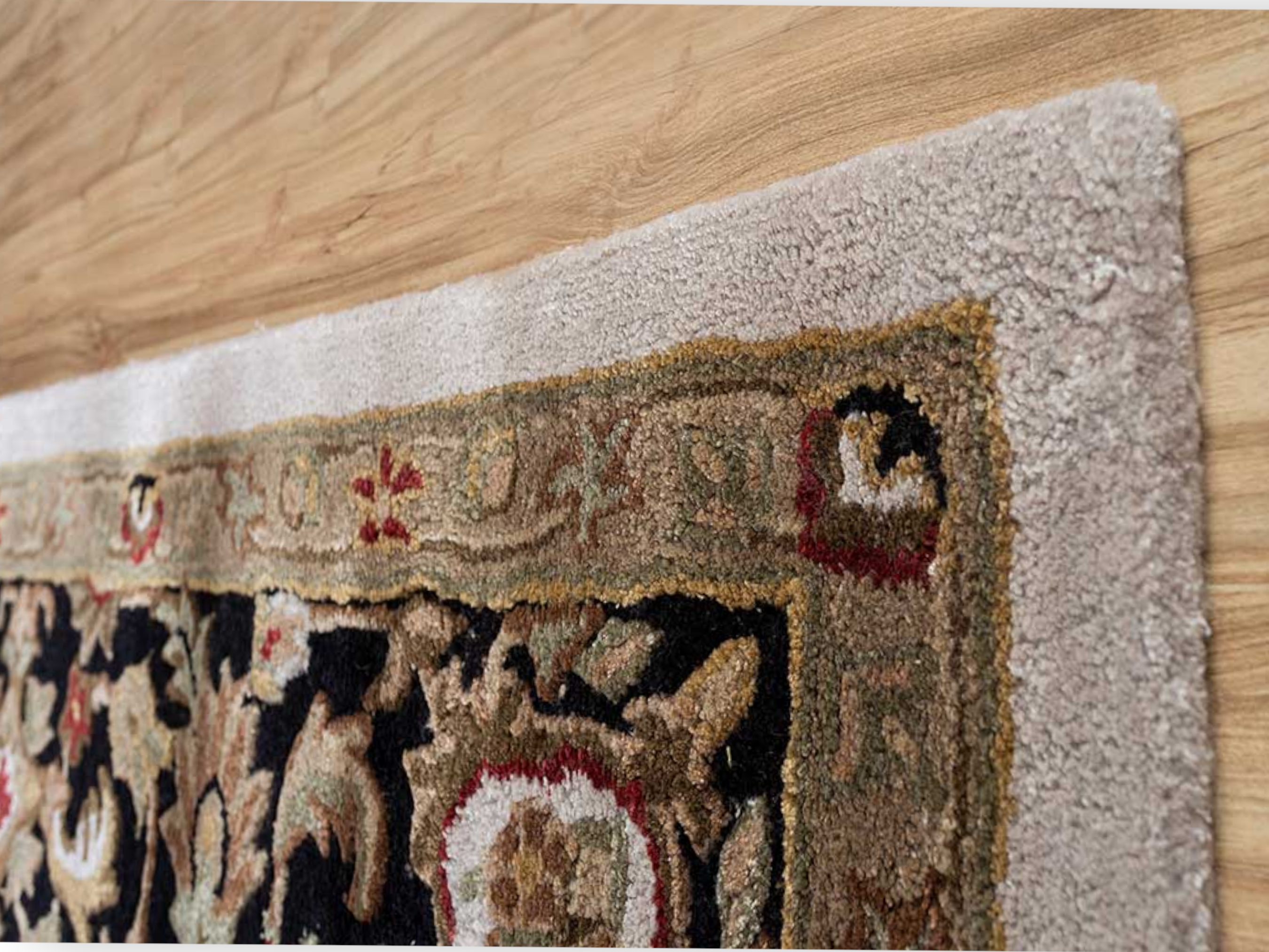 Handmade Persian Antique Designer Traditional Hand Tufted 100% Woolen Area Rugs/ Carpets For Living Room, Bedroom, Kitchen